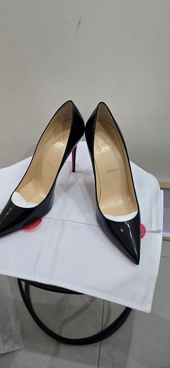 Louboutin Kate black leather heels, 10 cm, size 40.5