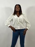 White blouse - Photo 1