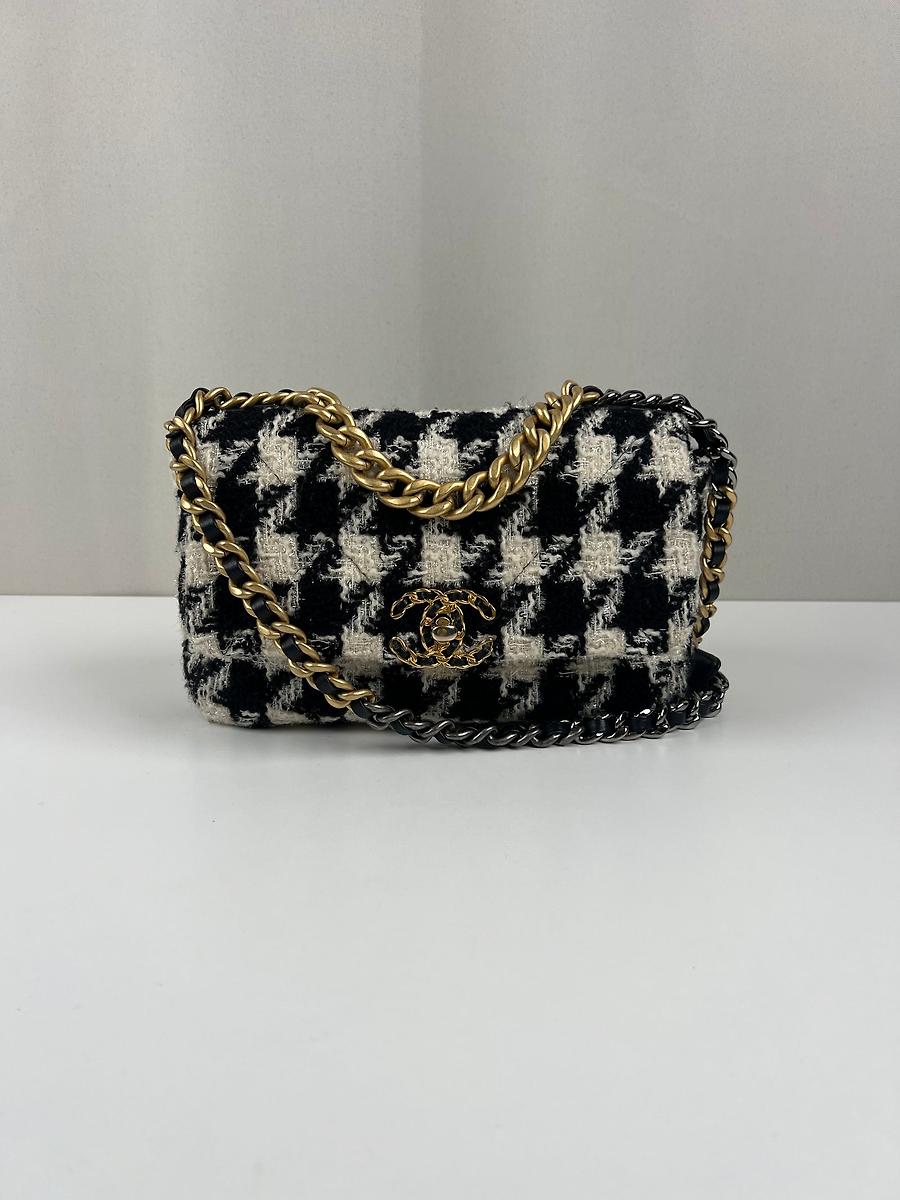 Sac bandoulière Chanel 19 tweed