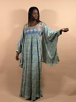 Robe - Photo 3