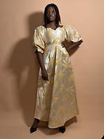 Robe - Photo 2