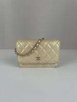 Chanel WOC beige jaune irisé - Photo 1