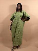 Robe  - Photo 1