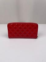 Portefeuille long Chanel en cuir verni rouge - Photo 3