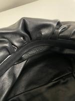 Sac porté épaule Bottega Veneta chaîne cuir noir - Photo 7