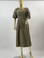 Robe - Photo 1