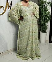 Robe perlé très belle couleur vert dorée  - Photo 1