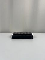 Sac bandoulière Chanel WOC en cuir verni noir - Photo 8