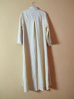 Chemise longue - blanche et jaune - Photo 2