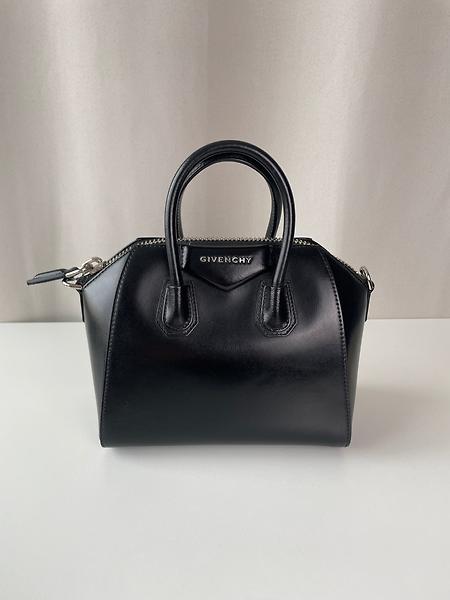 Sac Givenchy Antigona Small cuir noir