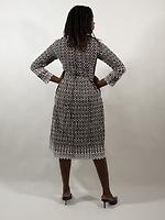Embroidered dress - Photo 3