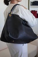Sac Artsy Louis Vuitton en cuir Empreinte noir - Photo 2