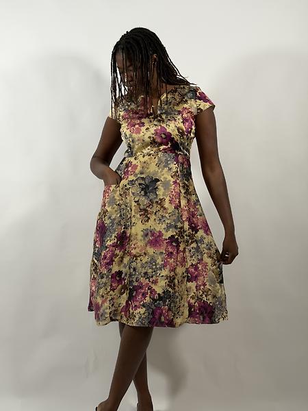 Robe broute fleurie