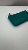 Pochette à clés / portemonnaie Saint Laurent en cuir verni turquoise - Photo 7