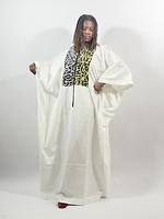 Robe - Photo 1