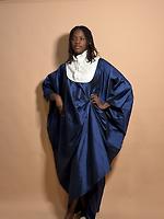 Robe - Photo 1