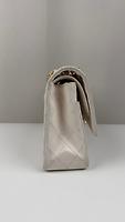 Sac Chanel Timeless vintage en cuir blanc 25 - Photo 5