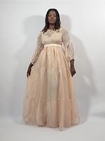 Robe - Photo 1