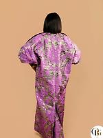 Brocade dress with pearls at the neck - Photo 4