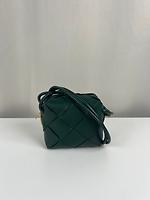 Petit sac bandoulière Bottega Veneta Cassette Pouch en cuir vert foncé - Photo 1