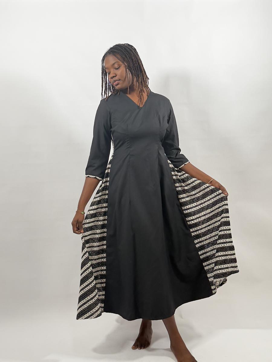 Robe 3/4 noire blanche