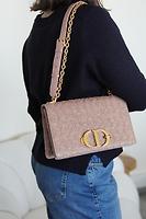 Sac Dior 30 Montaigne beige finitions dorées - Photo 3