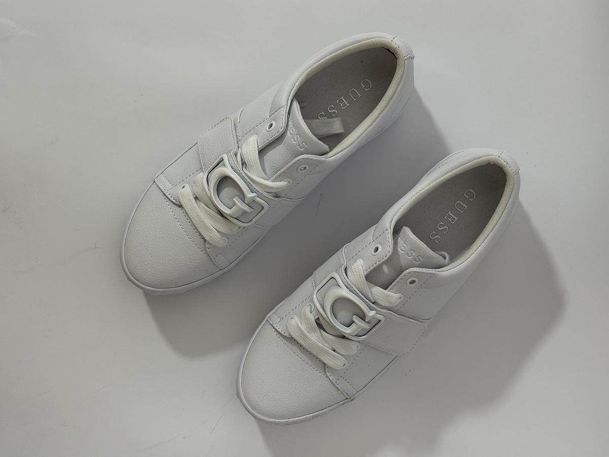 Basket Guess blanches