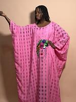 Robe - Photo 1