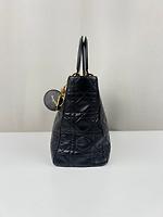 Sac à main Lady Dior medium cuir noir vintage - Photo 5