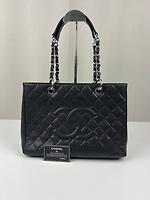 Sac cabas Chanel en cuir grainé noir - Photo 3