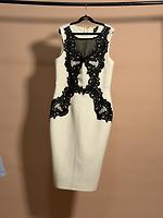 Robe - Photo 1