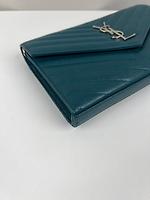 Sac bandoulière Saint Laurent Cassandre cuir grainé bleu vert - Photo 7
