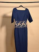 Robe droite  - Photo 1