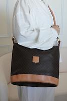 Sac seau Céline Besace Toile Macadam - Photo 2