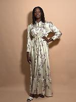Robe - Photo 1