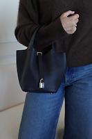 Sac à main Hermès Picotin 18 bleu marine caban avec bijouterie palladium - Photo 2