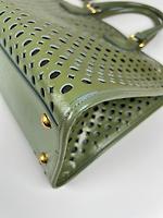 Sac cabas Prada en cuir vert - Photo 10