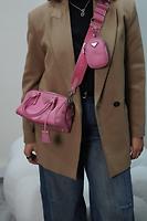 Sac Boston rose Prada Nylon Begonia réédition 2005 - Photo 2