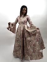 Robe brocard champagne - Photo 1
