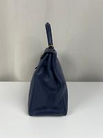 Sac Hermès Kelly 32 en cuir Togo bleu de Prusse retourné - Photo 7