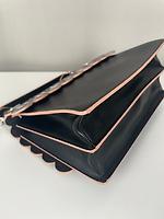 Fendi FF Kan I cuir noir - Photo 9