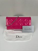 WOC petite chaine Dior en cuir verni rose - Photo 4