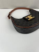 Sac Céline Ava Toile Triomphe porté épaule - Photo 6