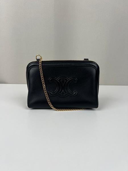 Sac bandoulière pochette Céline chaîne Triomphe cuir noir