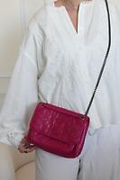 Sac bandoulière Saint Laurent Niki baby rose - Photo 3