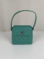Petit sac Chanel en cuir vert - Photo 4