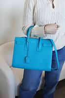 Saint Laurent Sac de Jour small en cuir bleu turquoise - Photo 2