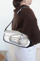 Gucci Horsebit argenté asymétrique - Photo 2