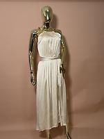 Robe en soie - Photo 1