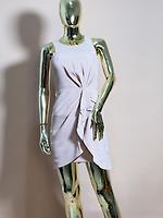 Robe  - Photo 1